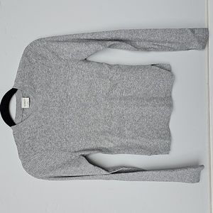 Abercrombie and Fitch Gray Sweater